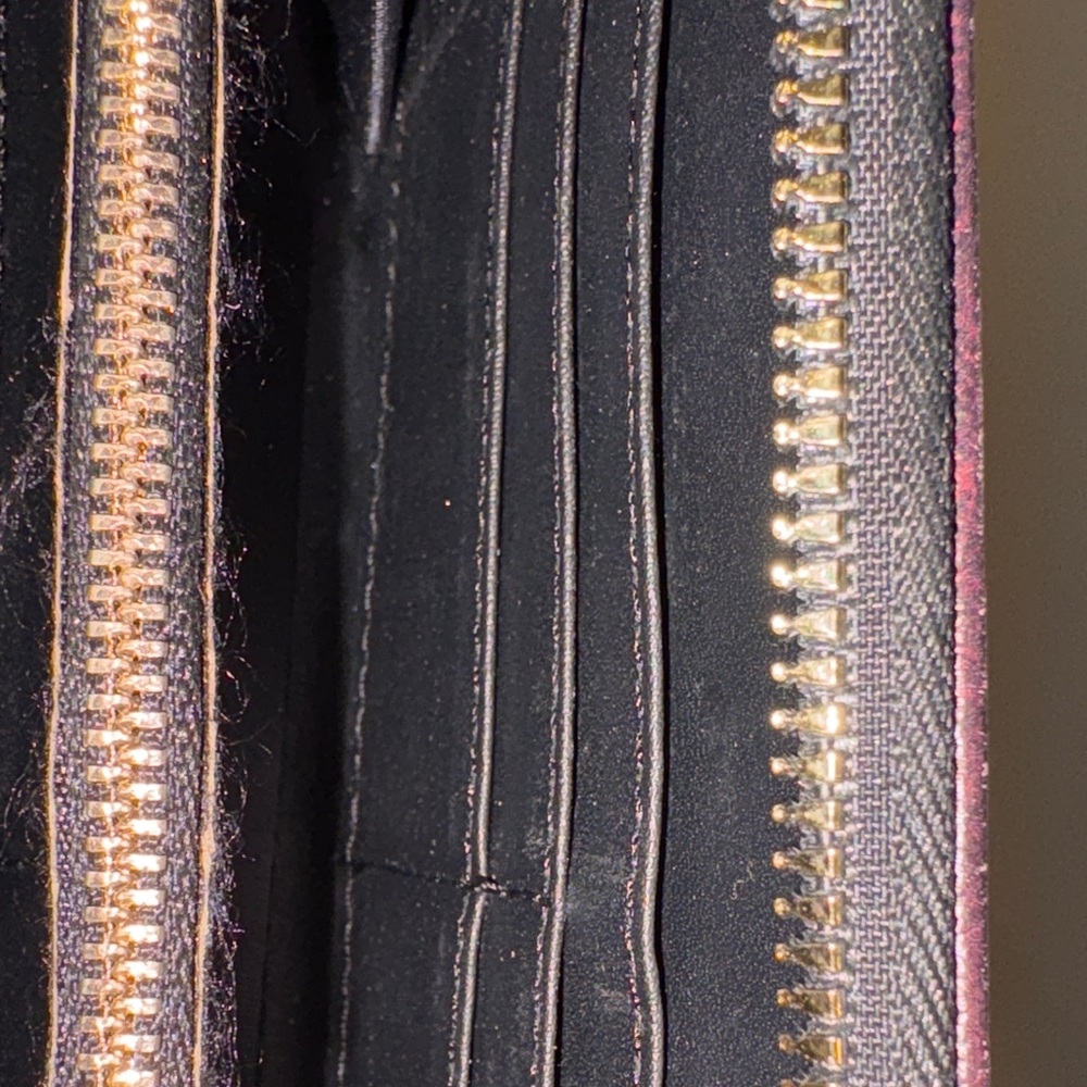 Gothic Horror Themed Wallet with Wrist Strap - Picture 3 of 4